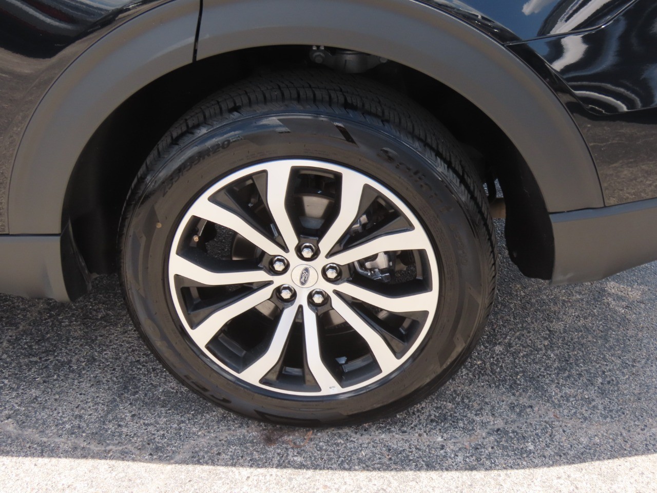 2025 Ford Explorer ST-Line Black at Planet Ford