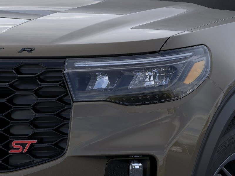 2027 Ford Explorer photo 14 of 16