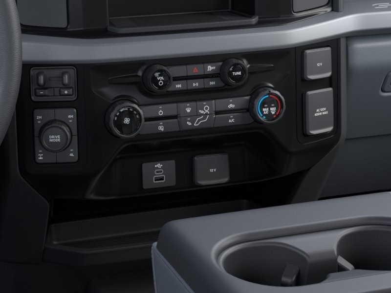 2026 Ford Super Duty F-250 SRW  Oxford White at Planet Ford