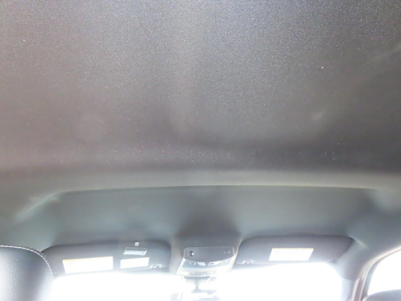 2022 Ford Super Duty F-250 SRW LARIAT Oxford White at Planet Ford