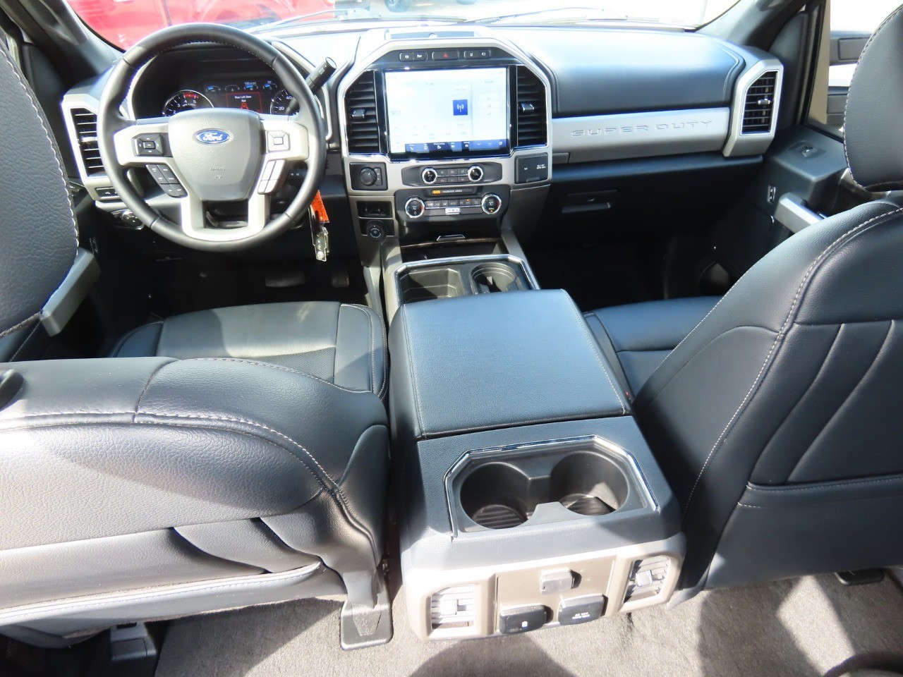 2022 Ford Super Duty F-250 SRW LARIAT Oxford White at Planet Ford