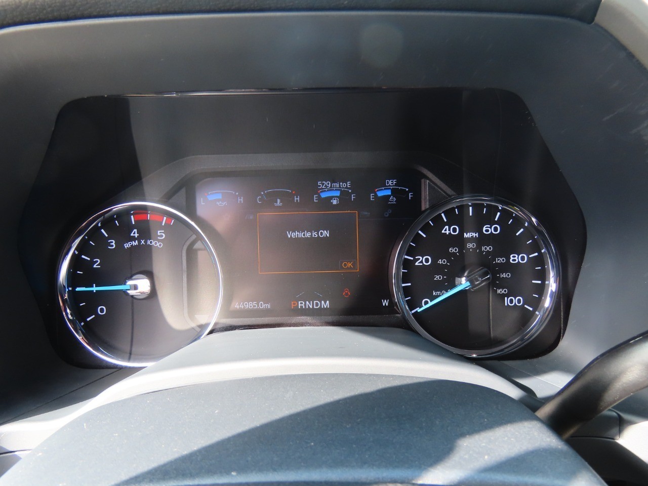 2022 Ford Super Duty F-250 SRW LARIAT Oxford White at Planet Ford