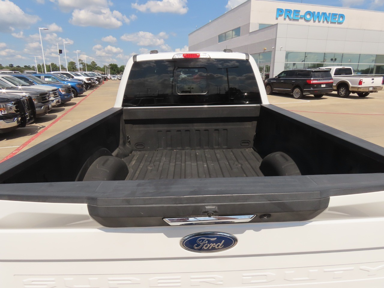 2020 Ford Super Duty F-250 SRW photo 14 of 32