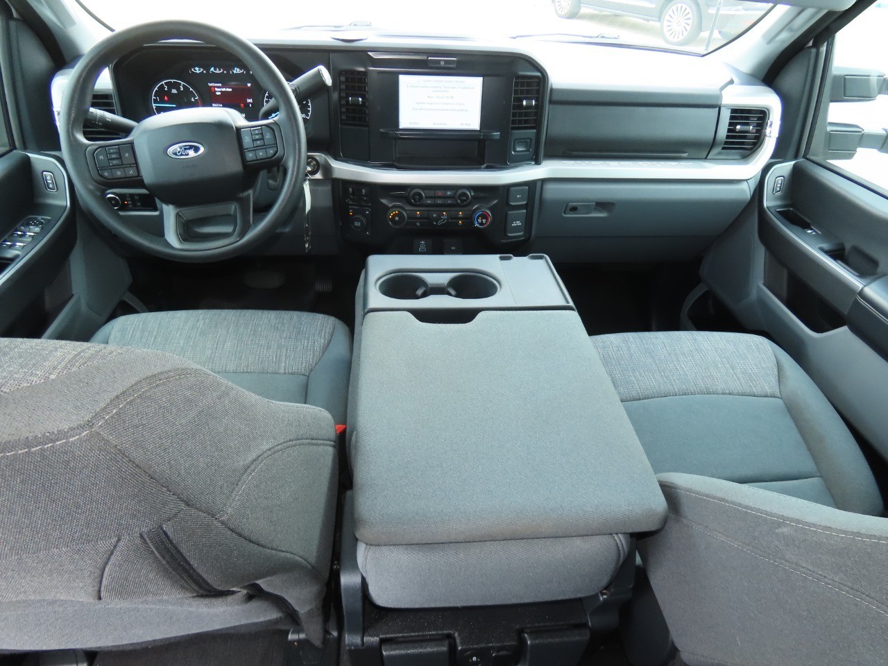 2025 Ford Super Duty F-250 SRW XLT Oxford White at Planet Ford