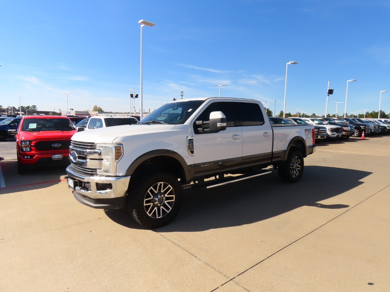 2019 Ford Super Duty F-250 SRW LARIAT - 1