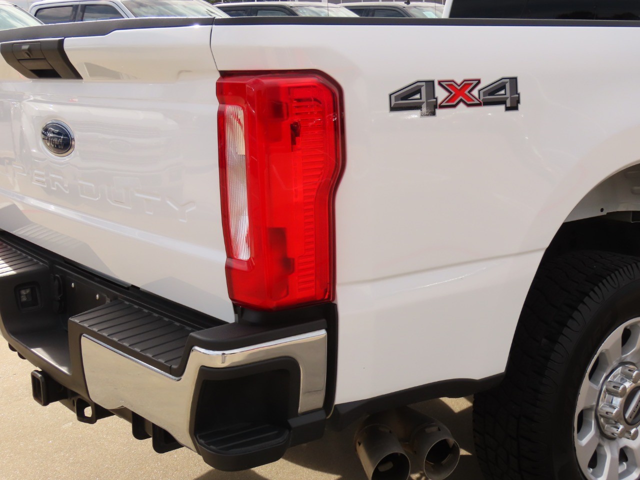 2024 Ford Super Duty F-250 SRW XLT Oxford White at Planet Ford