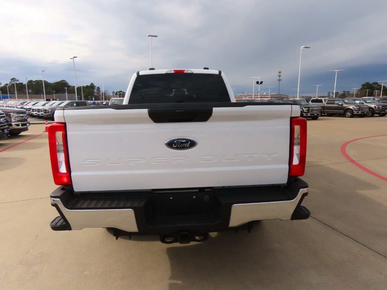 2024 Ford Super Duty F-250 SRW XLT Oxford White at Planet Ford