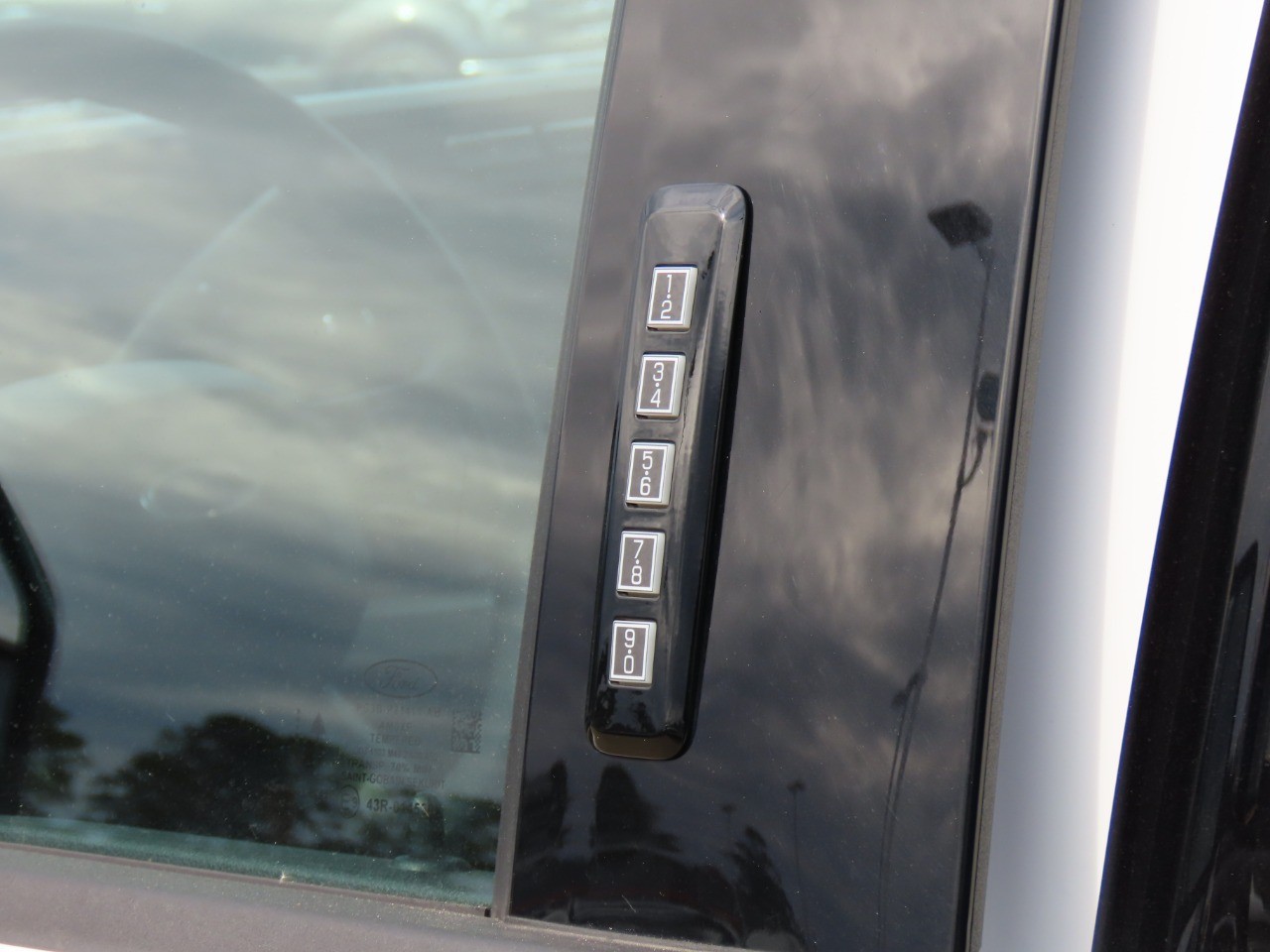 2024 Ford Super Duty F-250 SRW XLT Oxford White at Planet Ford