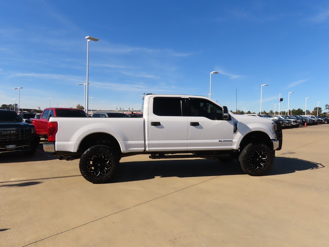 2022 Ford Super Duty F-250 SRW XLT Oxford White at Planet Ford