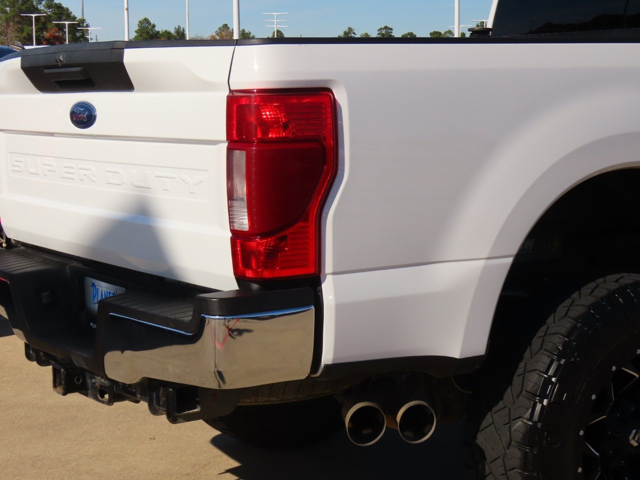 2022 Ford Super Duty F-250 SRW XLT Oxford White at Planet Ford