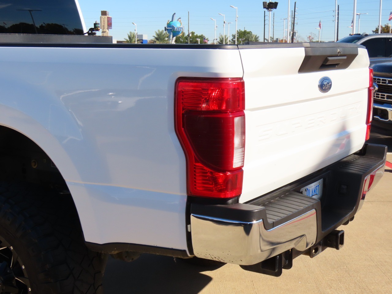 2022 Ford Super Duty F-250 SRW XLT Oxford White at Planet Ford