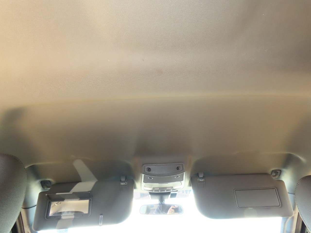 2022 Ford Super Duty F-250 SRW XLT Oxford White at Planet Ford