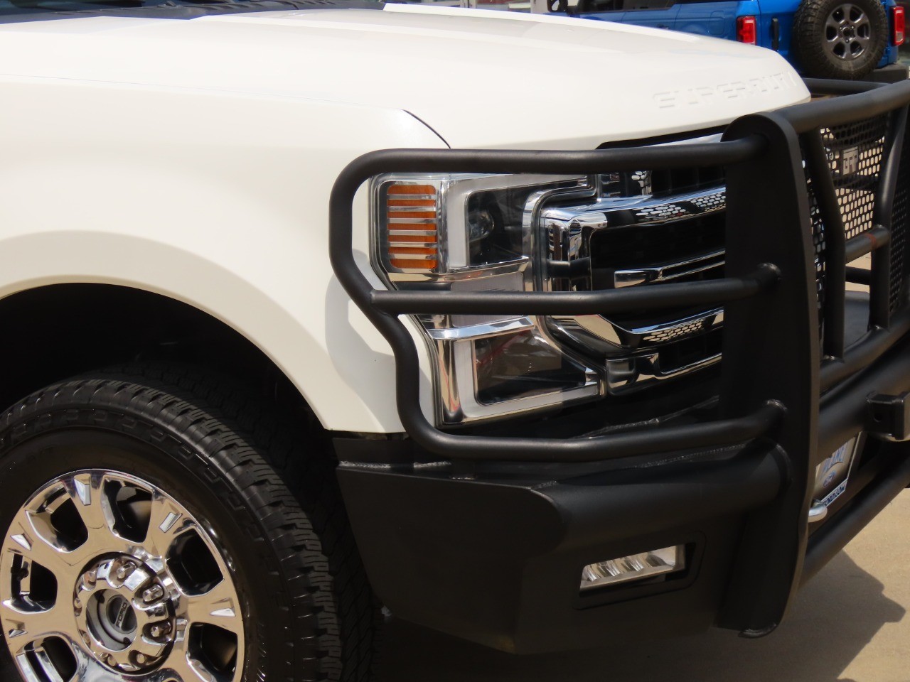2022 Ford Super Duty F-250 SRW LARIAT - 5