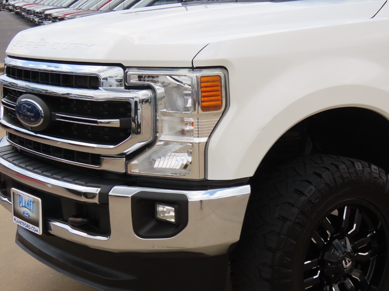 2021 Ford Super Duty F-250 SRW LARIAT Star White Metallic Tri-Coat at Planet Ford