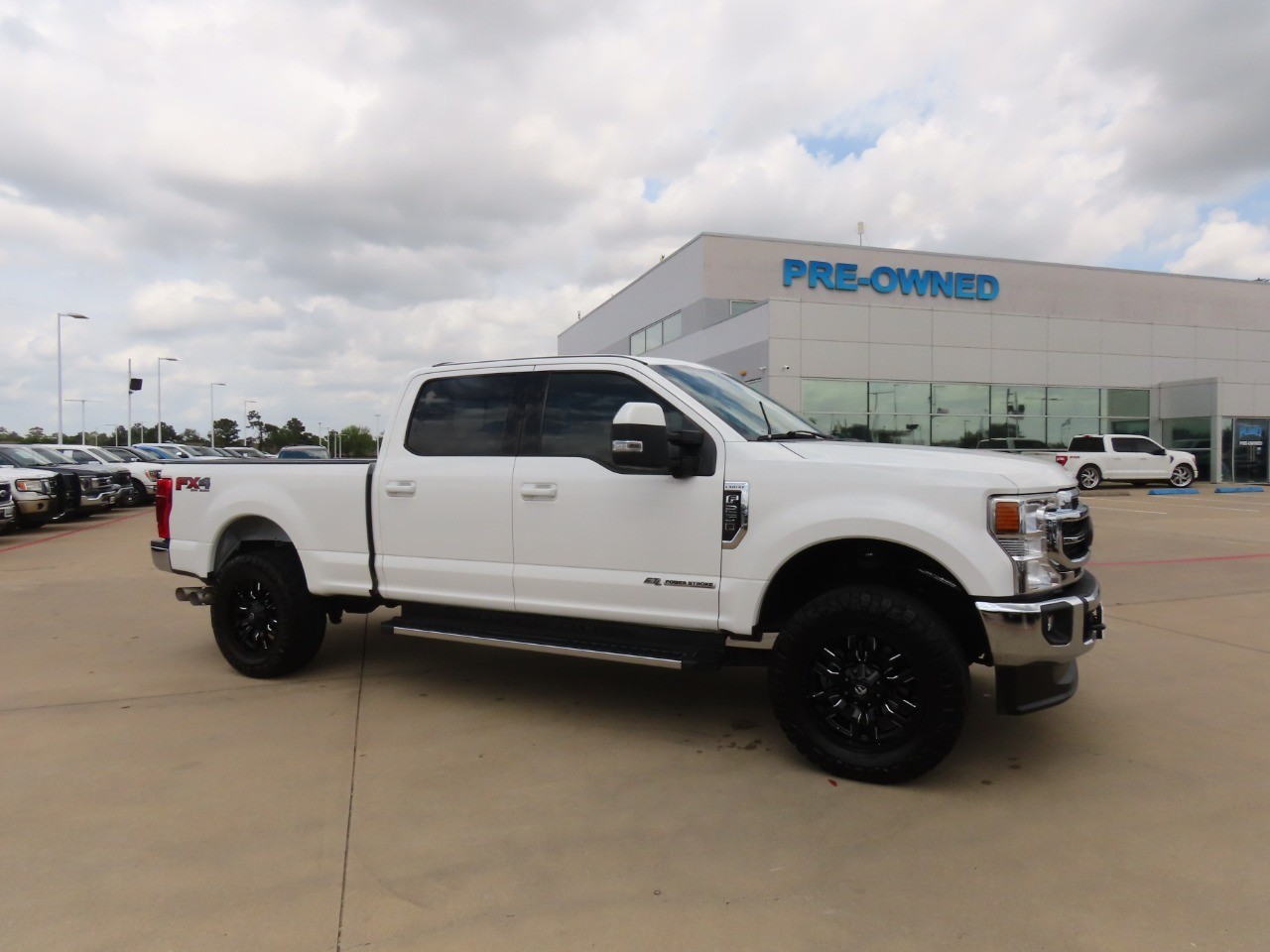 2021 Ford Super Duty F-250 SRW LARIAT Star White Metallic Tri-Coat at Planet Ford