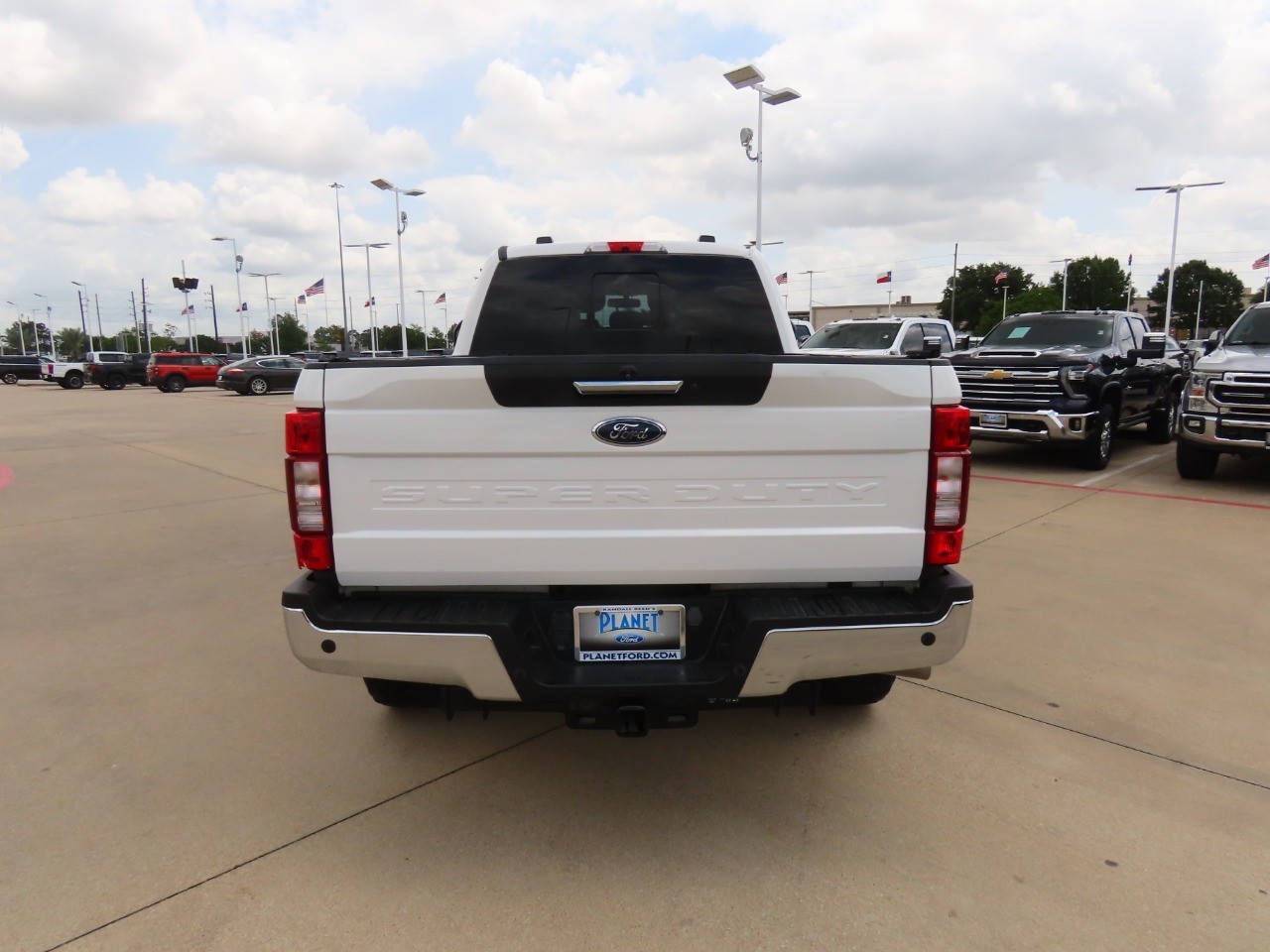 2021 Ford Super Duty F-250 SRW LARIAT Star White Metallic Tri-Coat at Planet Ford
