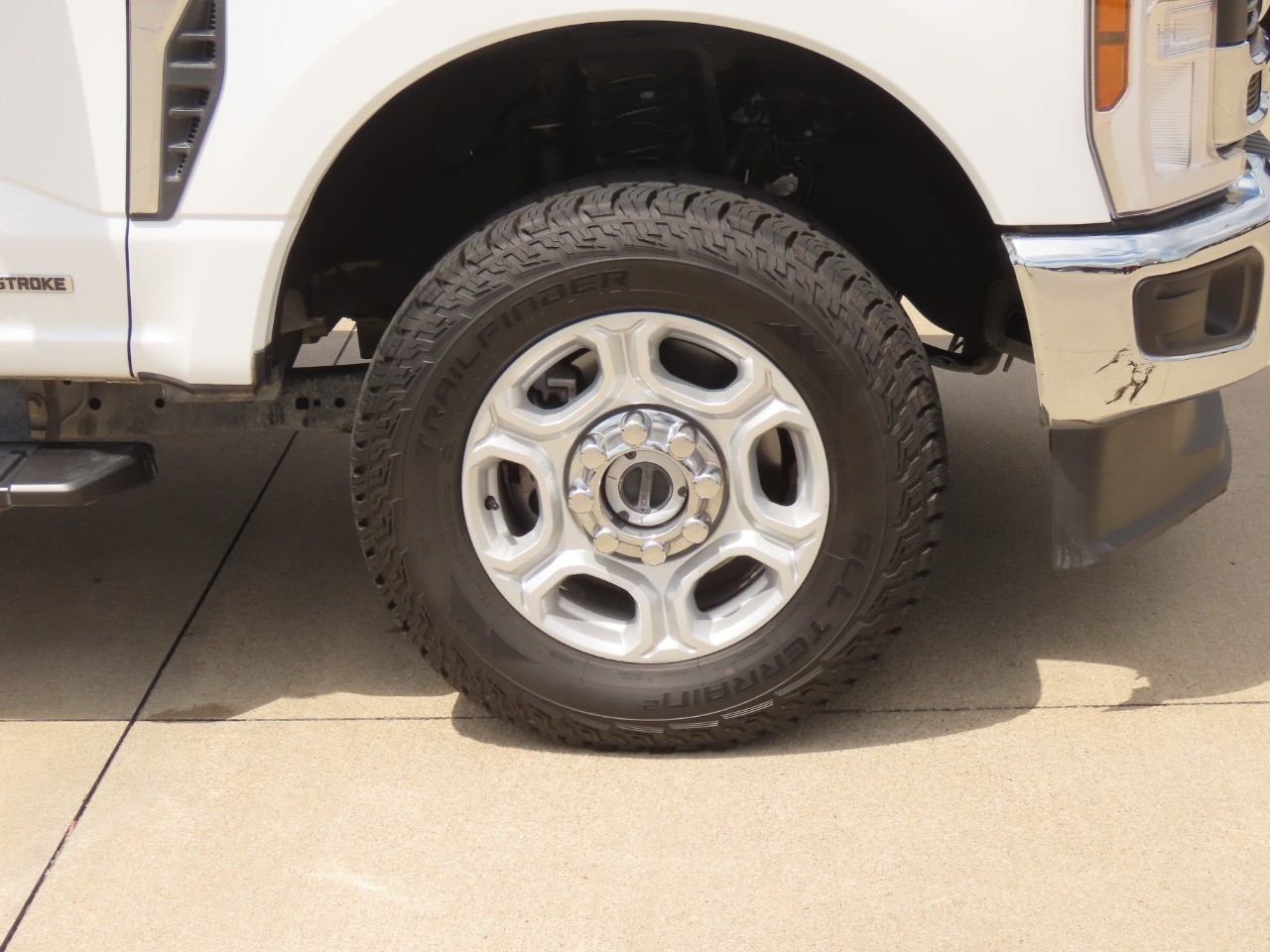 2025 Ford Super Duty F-250 SRW XLT - 8
