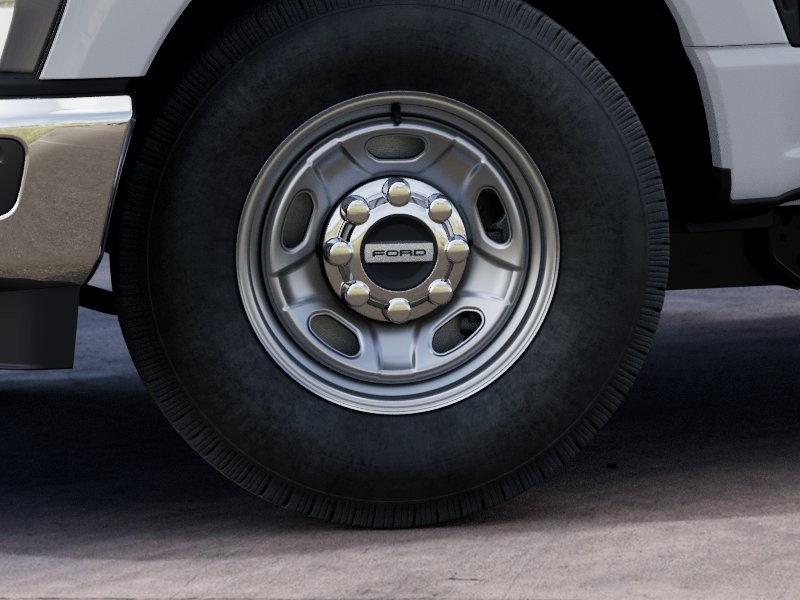 2027 Ford Super Duty F-250 SRW photo 21 of 24