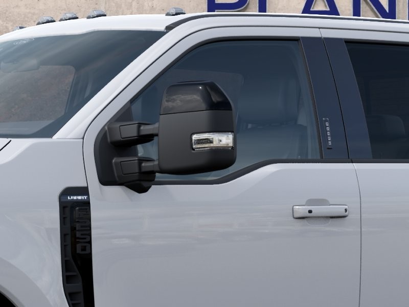 2027 Ford Super Duty F-250 SRW photo 22 of 24