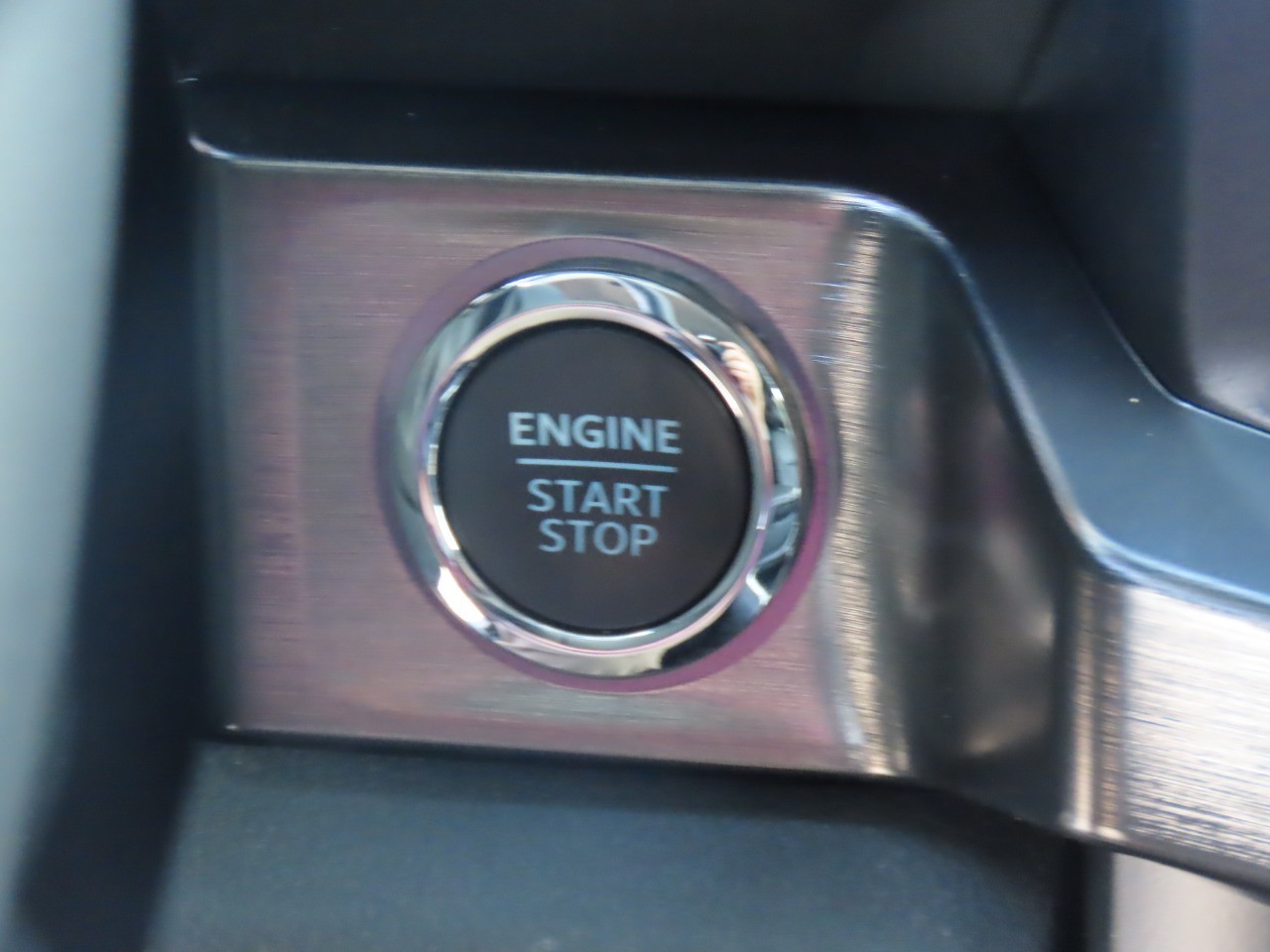 2025 Ford Super Duty F-250 SRW photo 29 of 32