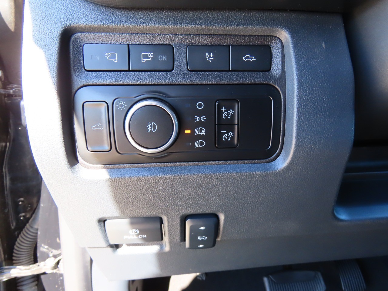 2024 Ford Super Duty F-250 SRW Platinum Agate Black Metallic at Planet Ford