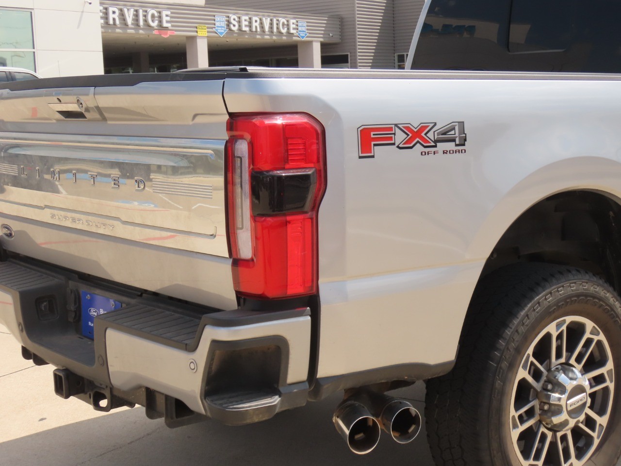 2024 Ford Super Duty F-250 SRW Limited - 9