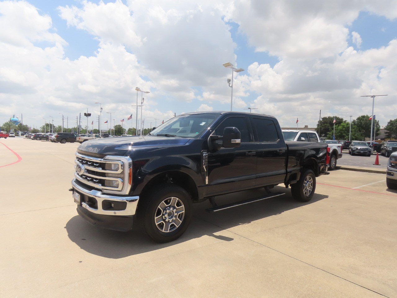 2023 Ford Super Duty F-250 SRW LARIAT - 1