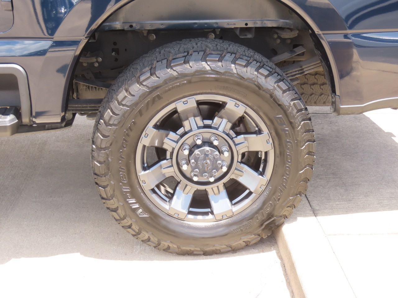 2023 Ford Super Duty F-250 SRW LARIAT Antimatter Blue Metallic at Planet Ford