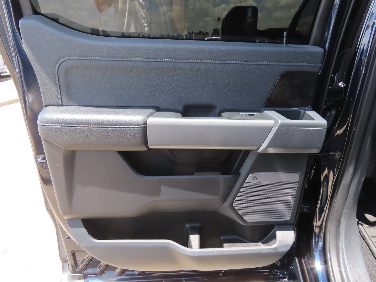 2023 Ford Super Duty F-250 SRW LARIAT Antimatter Blue Metallic at Planet Ford