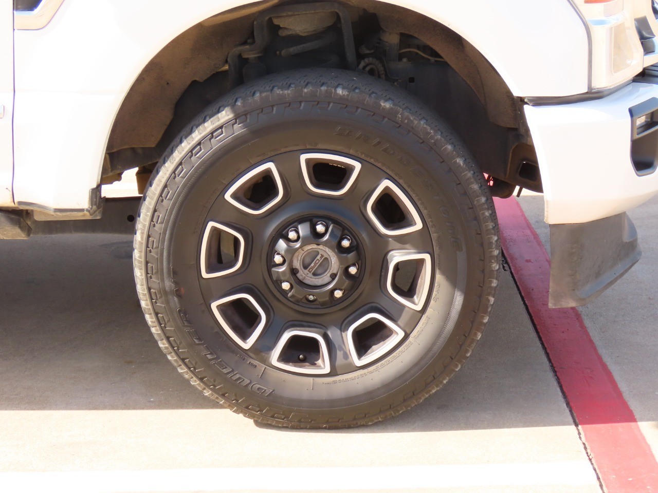 2022 Ford Super Duty F-250 SRW Platinum STAR WHITE at Planet Ford