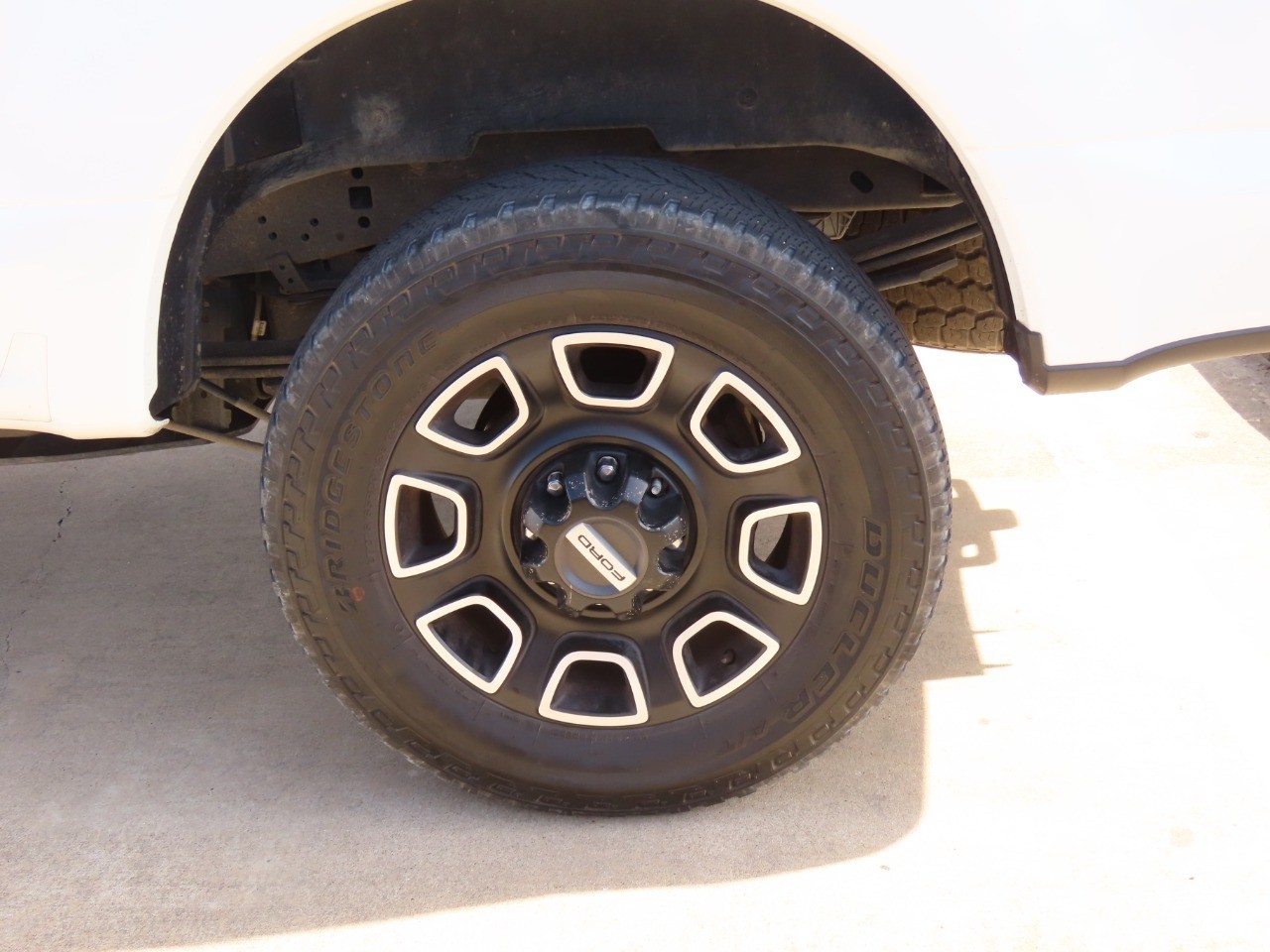 2022 Ford Super Duty F-250 SRW Platinum STAR WHITE at Planet Ford