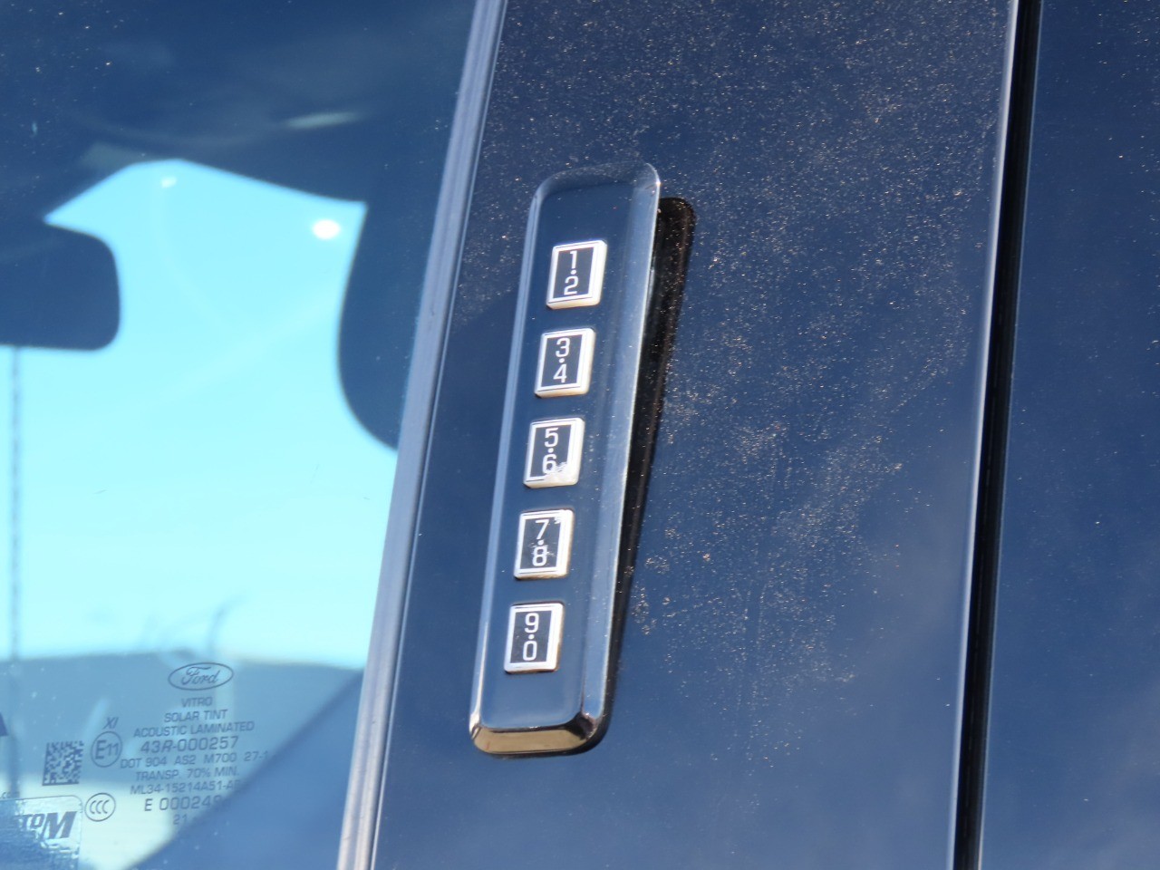 2022 Ford Super Duty F-250 SRW Platinum STAR WHITE at Planet Ford