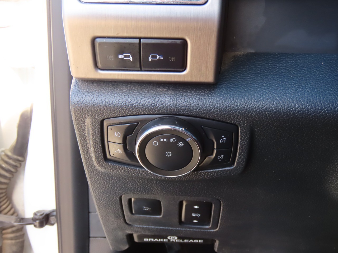 2022 Ford Super Duty F-250 SRW Platinum STAR WHITE at Planet Ford