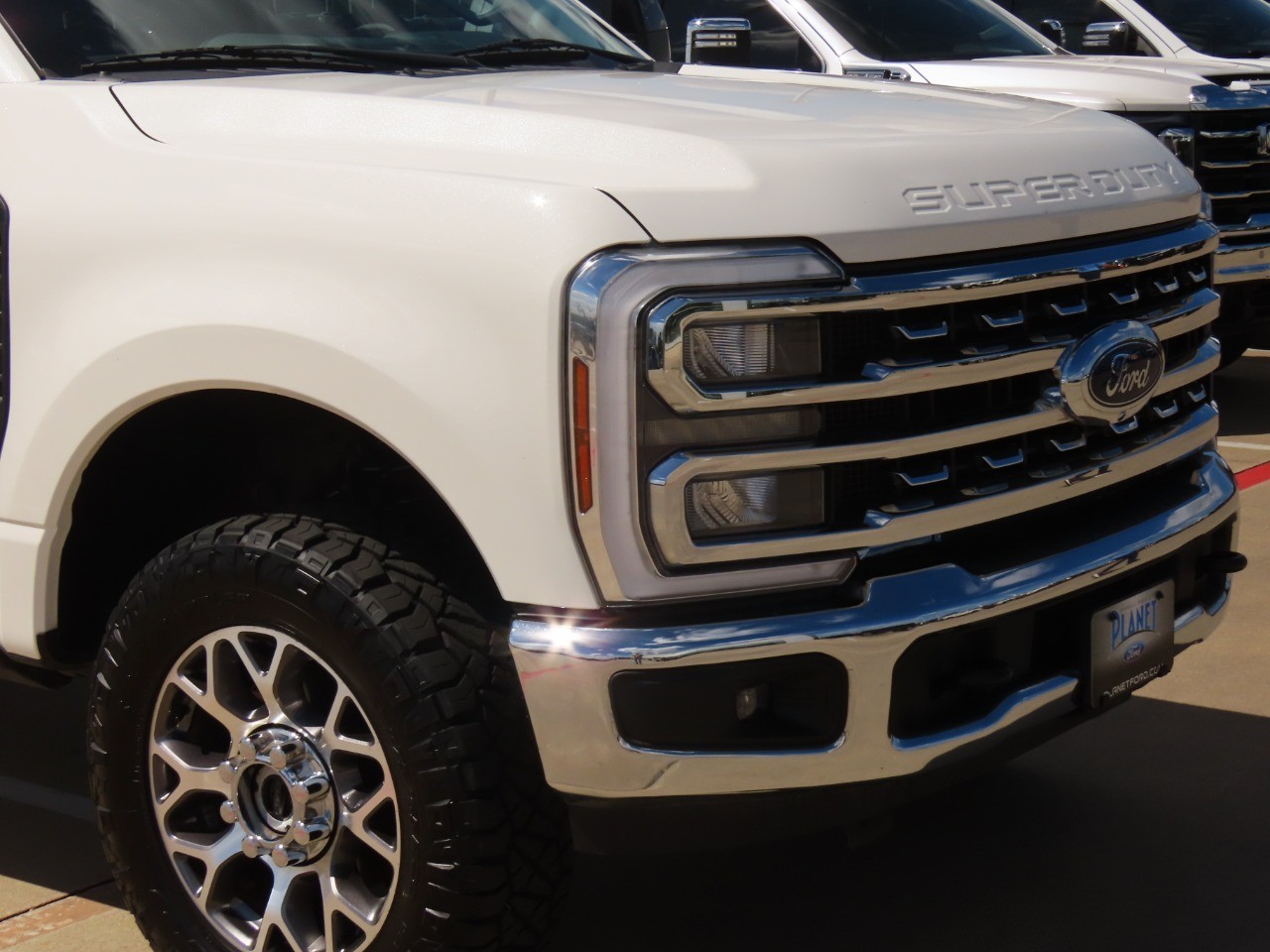 2024 Ford Super Duty F-250 SRW LARIAT - 5