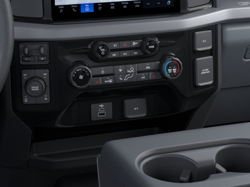 2026 Ford Super Duty F-250 SRW photo 17 of 24