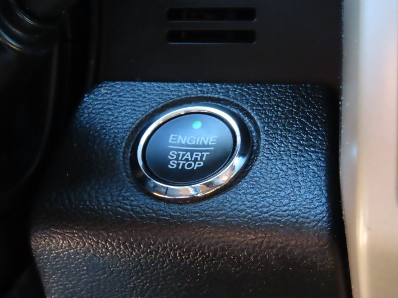 2021 Ford Super Duty F-250 SRW LARIAT Rapid Red Metallic Tinted Clearcoat at Planet Ford