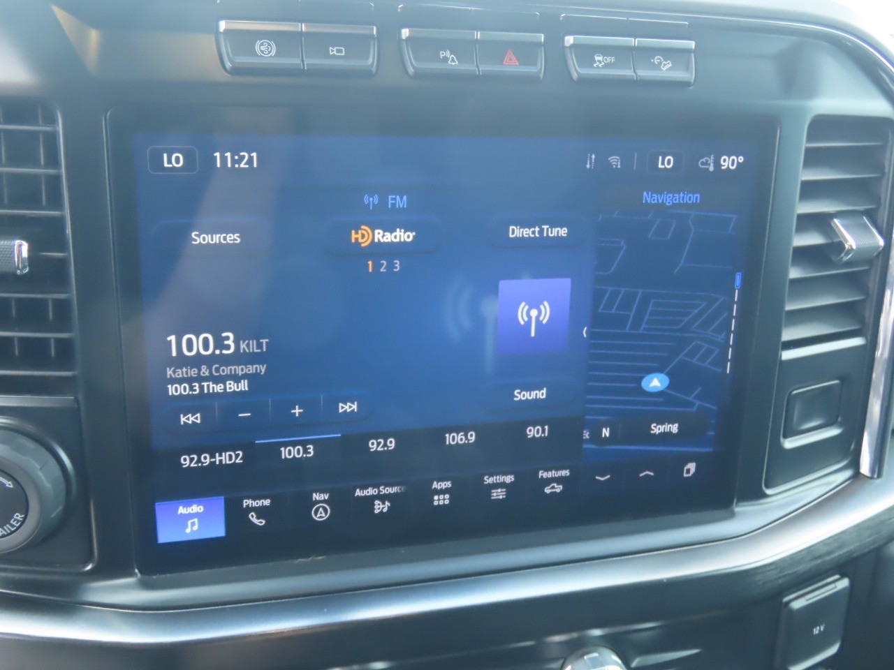 2023 Ford Super Duty F-250 SRW LARIAT Oxford White at Planet Ford