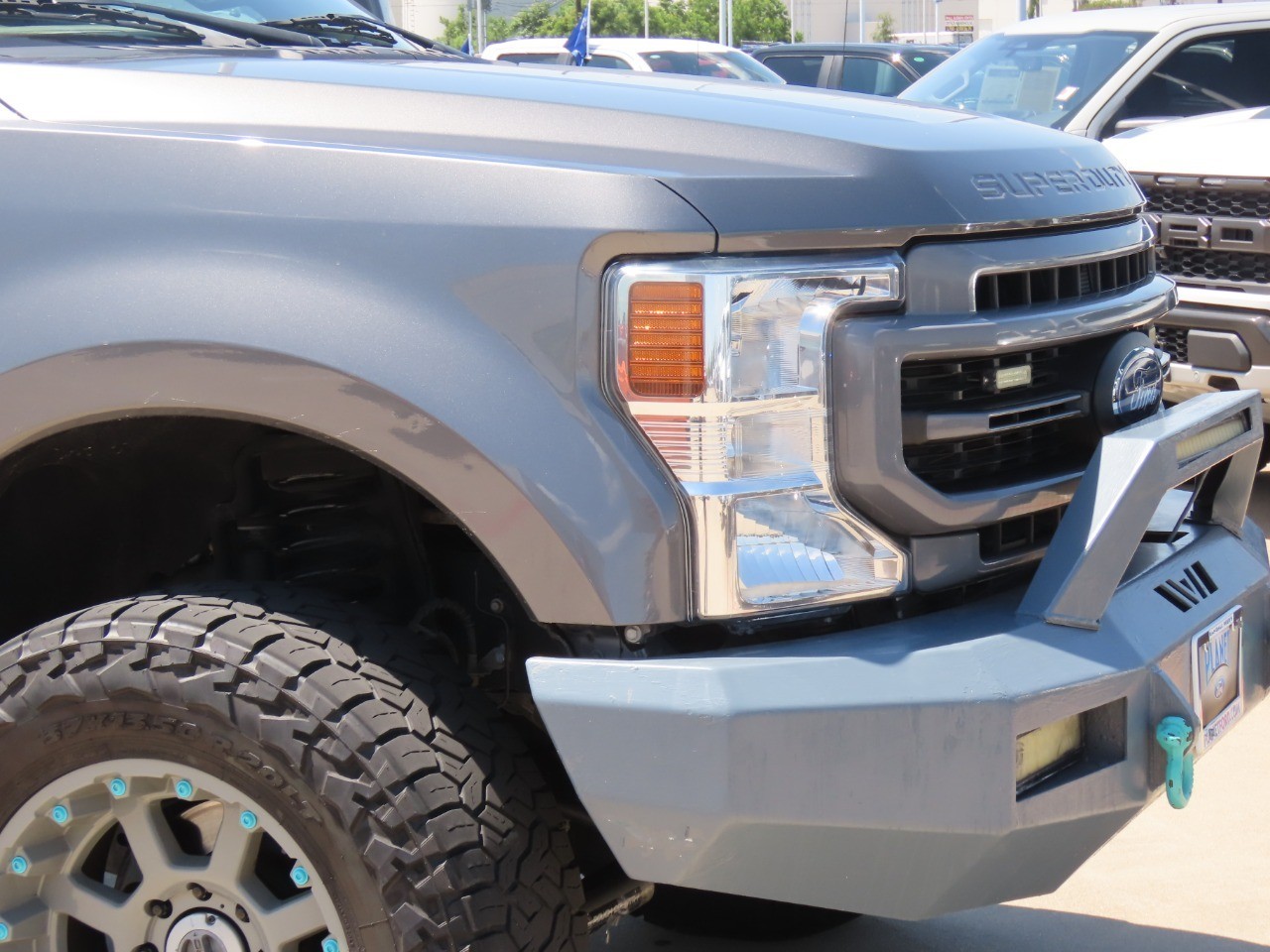 2022 Ford Super Duty F-350 SRW LARIAT - 5