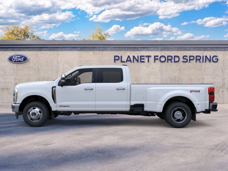 2027 Ford Super Duty F-350 DRW photo 3 of 16