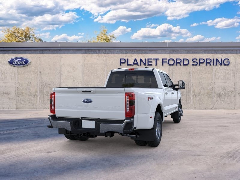 2027 Ford Super Duty F-350 DRW photo 9 of 16