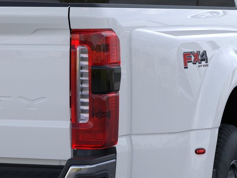 2027 Ford Super Duty F-350 DRW photo 16 of 16