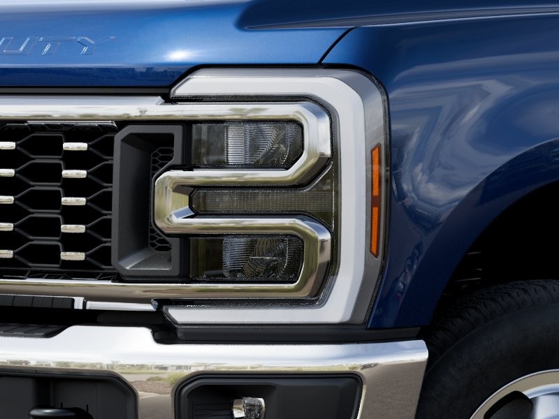 2027 Ford Super Duty F-350 DRW photo 20 of 24