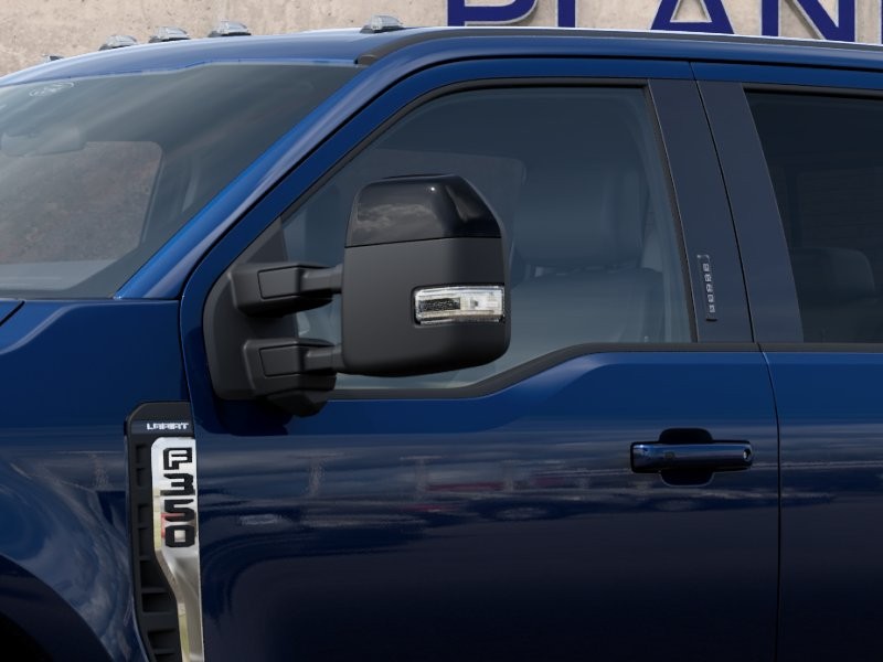 2027 Ford Super Duty F-350 DRW photo 22 of 24