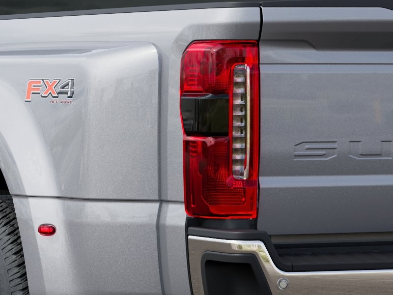 2027 Ford Super Duty F-350 DRW photo 23 of 24