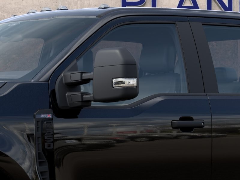 2027 Ford Super Duty F-350 DRW photo 22 of 24