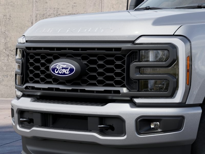 2027 Ford Super Duty F-350 DRW photo 19 of 24