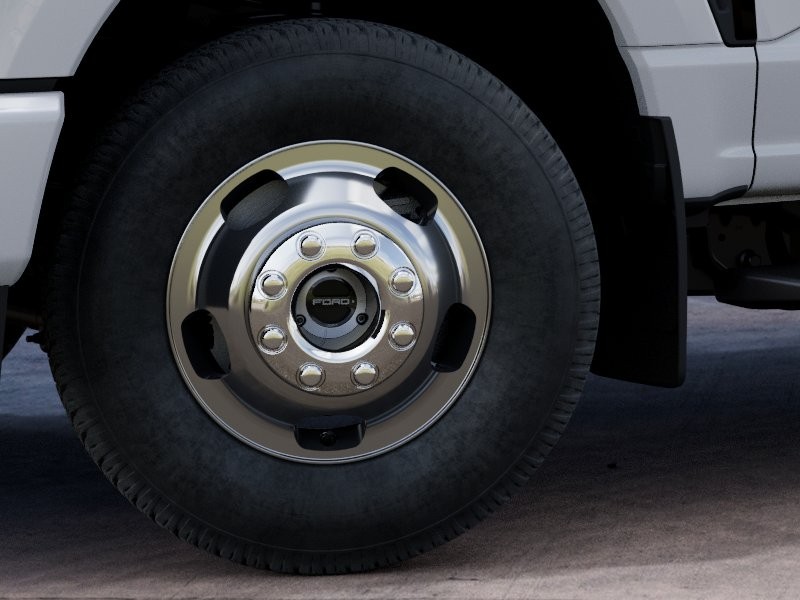 2027 Ford Super Duty F-350 DRW photo 21 of 24