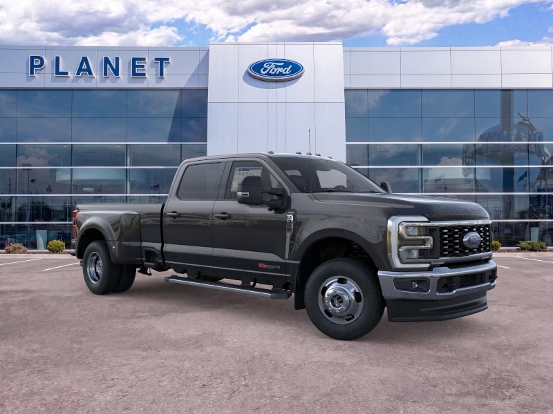 2026 Ford Super Duty F-350 DRW LARIAT Agate Black Metallic at Planet Ford