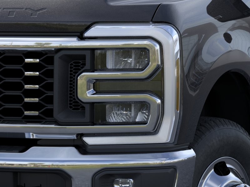 2026 Ford Super Duty F-350 DRW LARIAT Agate Black Metallic at Planet Ford