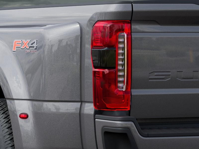 2027 Ford Super Duty F-350 DRW photo 23 of 24
